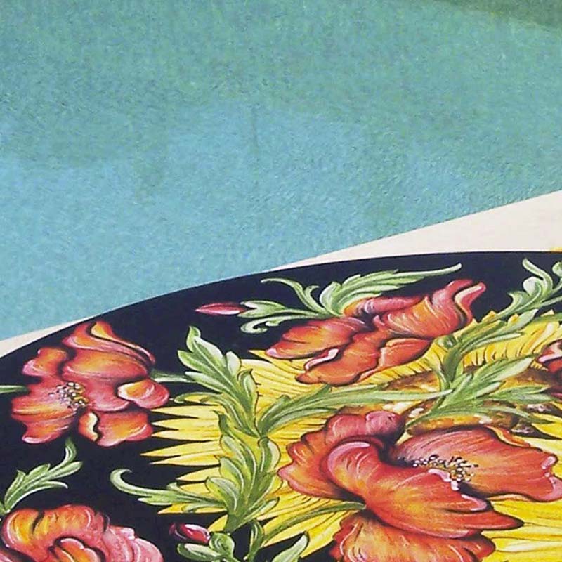 Крупным планом дизайн столешницы Van Gogh у бассейна